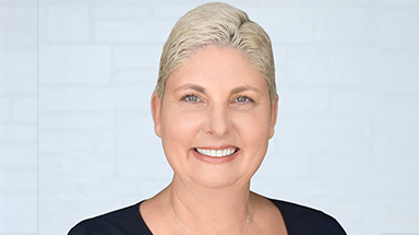 Amy Biscombe MS ’03